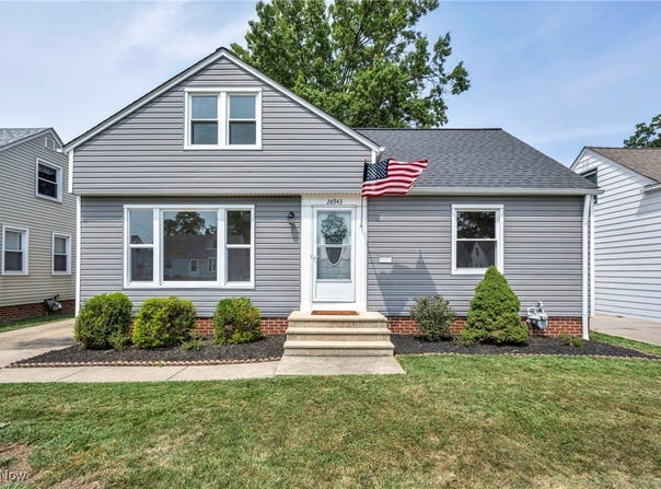 28943 Blissfield Drive, Willowick, OH 44095
