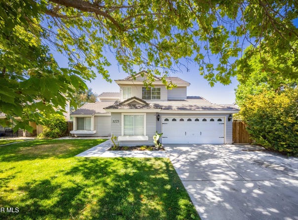 3225 W Ave J4, Lancaster, CA 93536