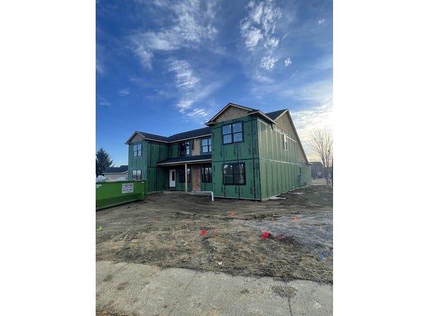 1663 Belclare Road, Normal, IL 61761