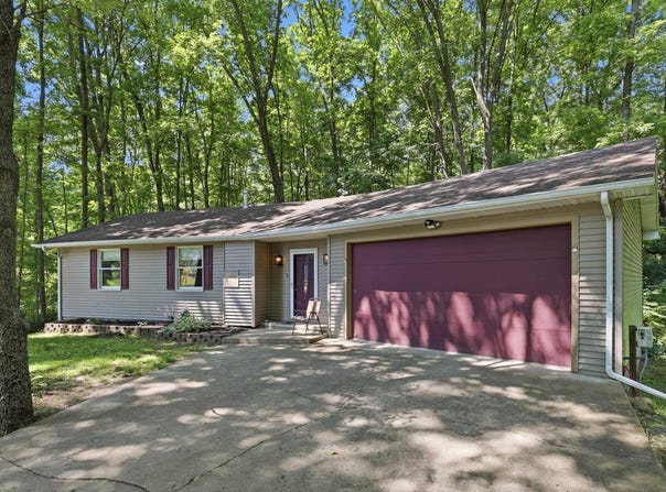 175 Lane 650A Snow Lake, Fremont, IN 46737-9439