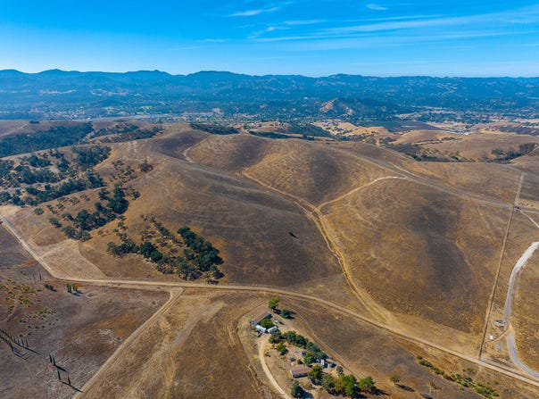 E Hwy 41, Templeton, CA 93465