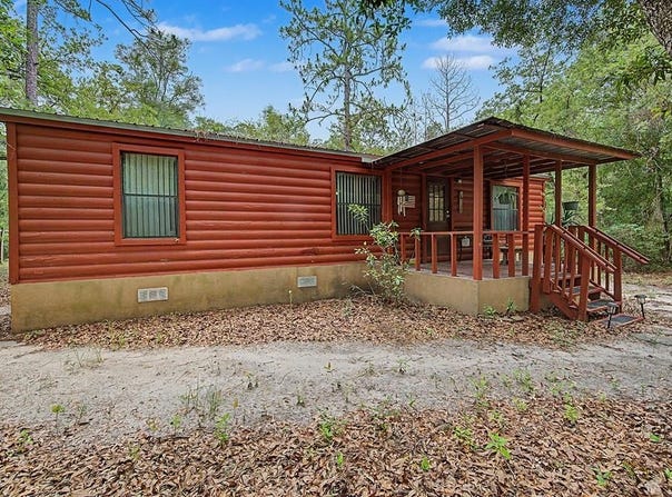 550 NW 73rd Way, Bell, FL 32619