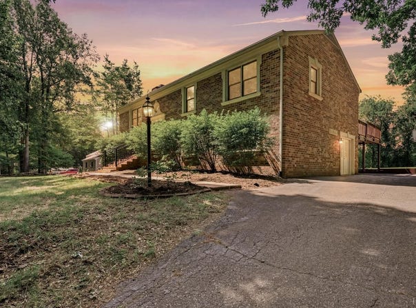 215 Cameron, Forest, VA 24551