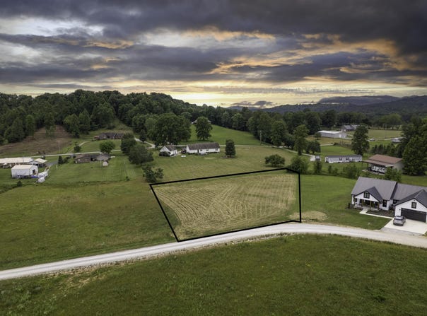 718 Laredo Drive, London, KY 40741