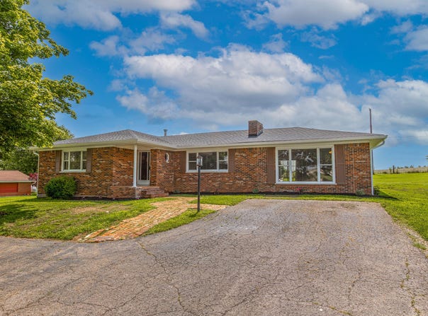 9581 Harrodsburg Road, Wilmore, KY 40390