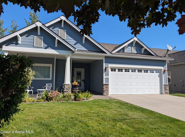 1518 Autumn Ln, Sandpoint, ID 83864