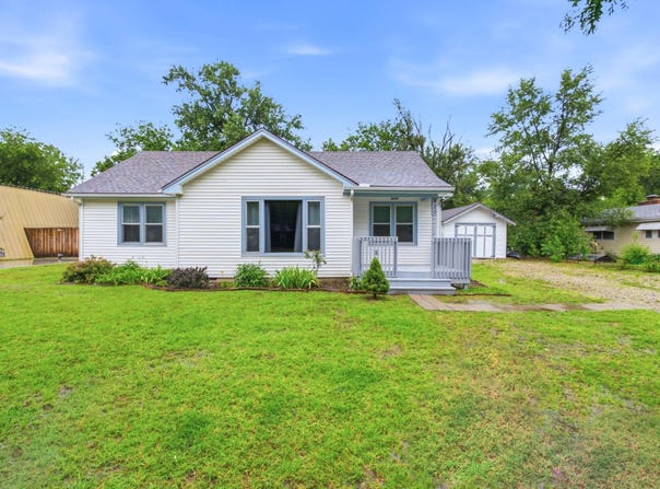 420 S McComas, Wichita, KS 67213
