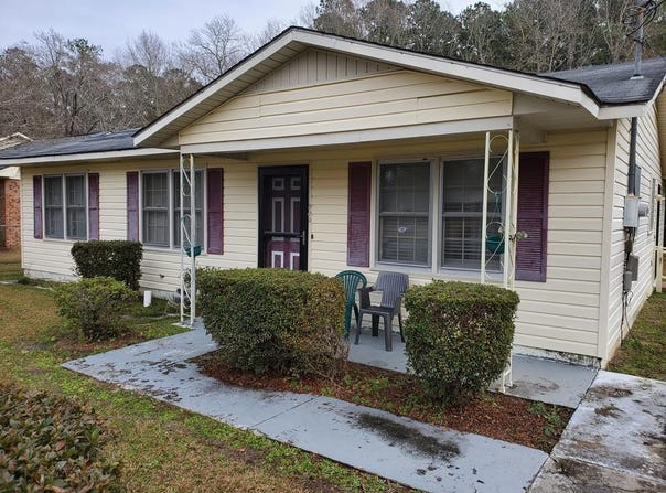 924 BERRY ST, Manning, SC 29102