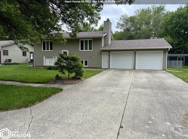 200 S Mccoy Street, Algona, IA 50511