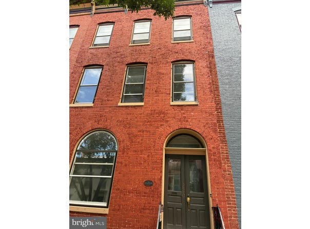 220 S MARKET STREET, FREDERICK, MD 21701