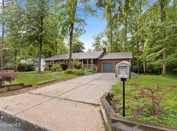 14 Cooper Run Drive, Cherry Hill, NJ 08003