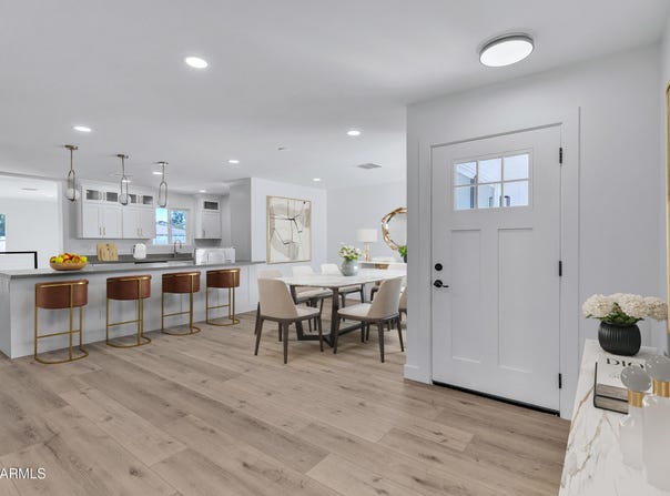 1266 E LA JOLLA Drive, Tempe, AZ 85282