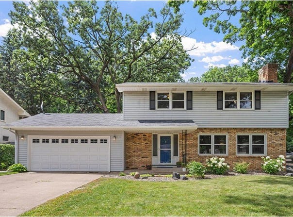 1762 Canyon Lane, New Brighton, MN 55112