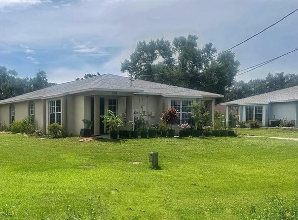 803 E SHELL POINT ROAD, RUSKIN, FL 33570