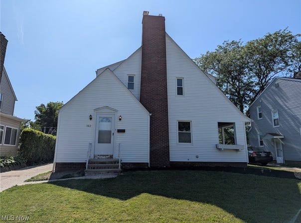 362 E 214th Street, Euclid, OH 44123