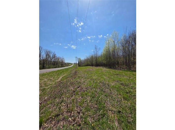 00 4th, Clayton, WI 54004