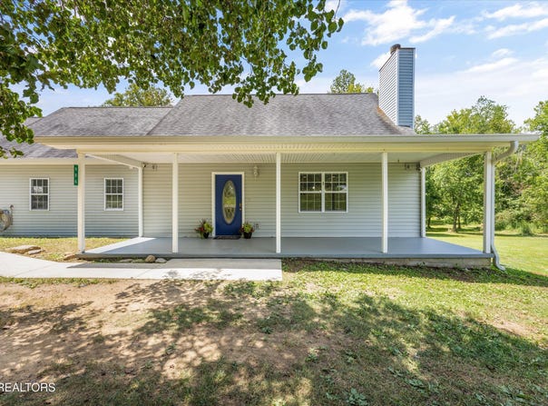986 Marlow Circle, Clinton, TN 37716