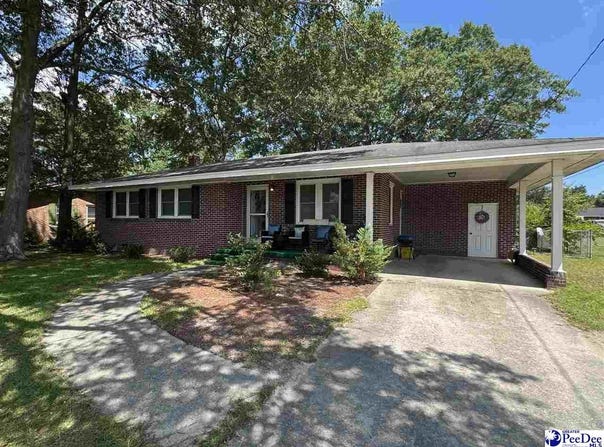 1124 N 4th Avenue, Dillon, SC 29536