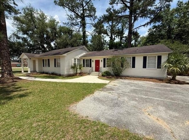 1115 Slater, Valdosta, GA 31601