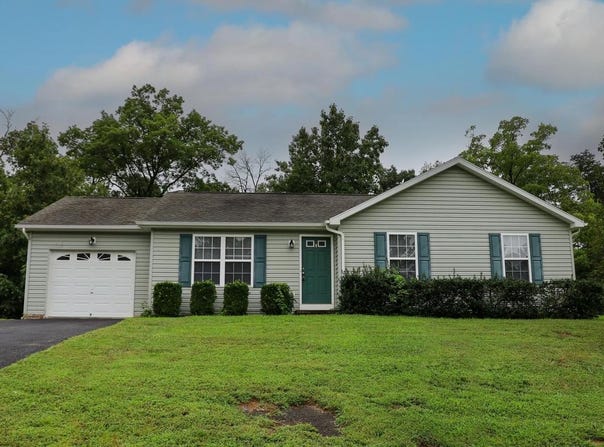 104 BASIN DR, INWOOD, WV 25428