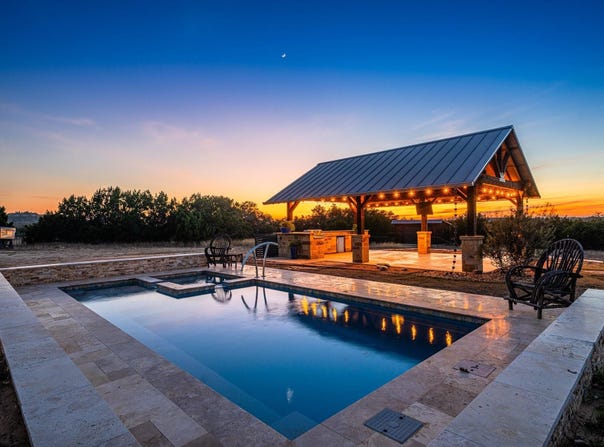 34 Rusty Spur DR, Fredericksburg, TX 78624