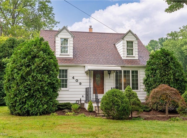 409 Yager Road, New Franklin, OH 44216
