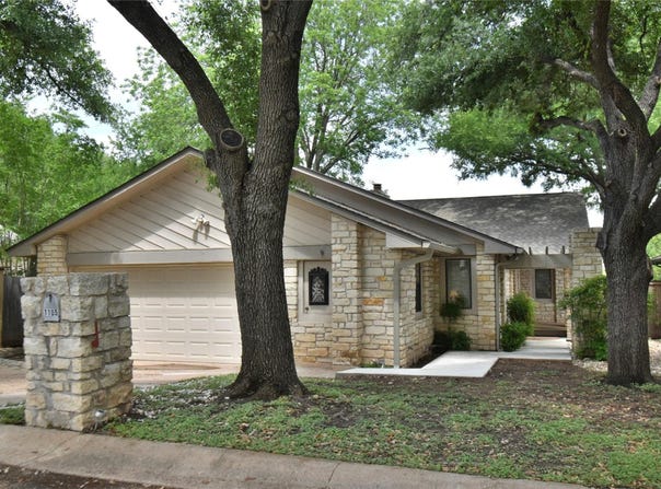 1105 Lohmans Crossing RD, Lakeway, TX 78734