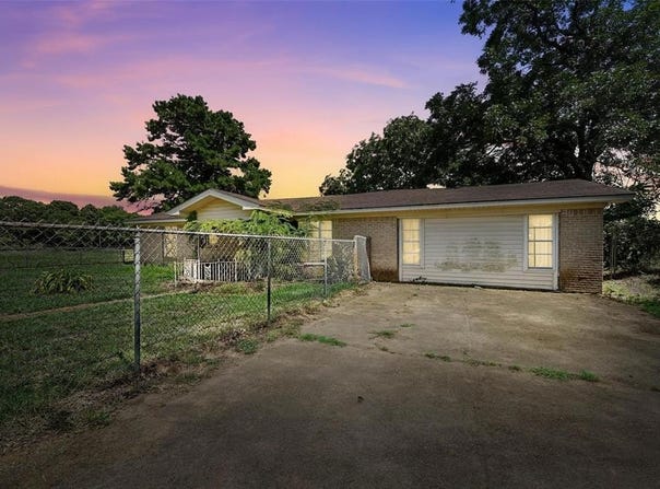 408 Alsdorf Street, Rosser, TX 75157