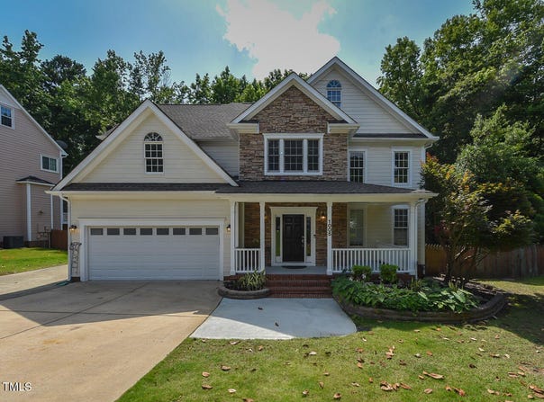 1005 Fairfax Woods Drive, Apex, NC 27502