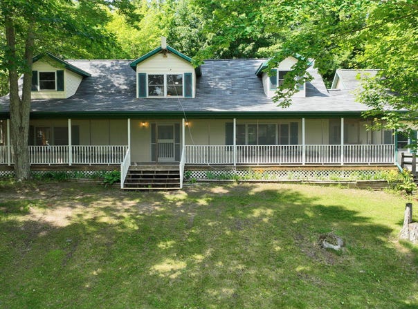 7090 Nancy K Drive, Hale, MI 48739
