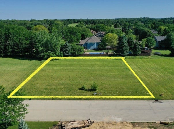 711 Independence Avenue, Sycamore, IL 60178