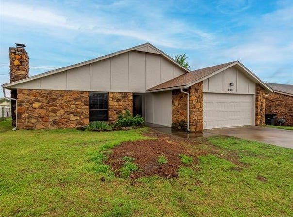 208 NE Spruce Avenue, Bartlesville, OK 74006