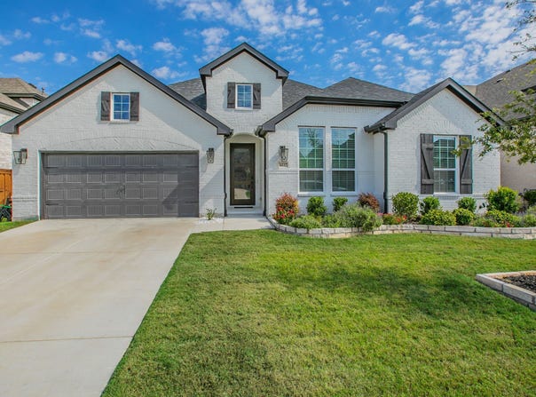 4437 Timberdrift Street, Midlothian, TX 76065