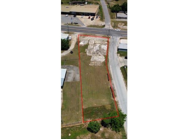 1303 Dothan Road, Bainbridge, GA 39817