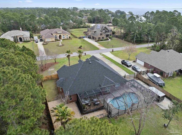 1343 Dubose Rd, Gulf Breeze, FL 32563