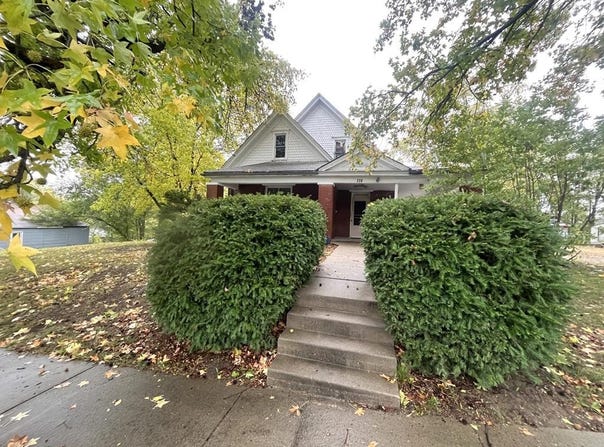 220 E Benton St., Carrollton, MO 64633