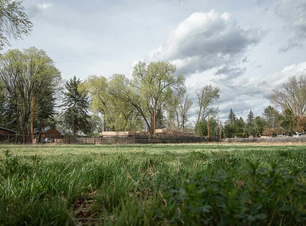 Kit Carson Rd, Taos, NM 87571