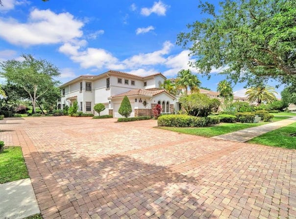 7601 Old Thyme Ct, Parkland, FL 33076