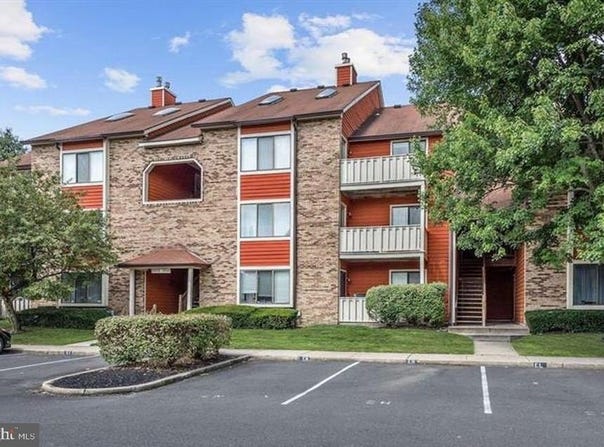 2514-C SUSSEX CT, MOUNT LAUREL, NJ 08054
