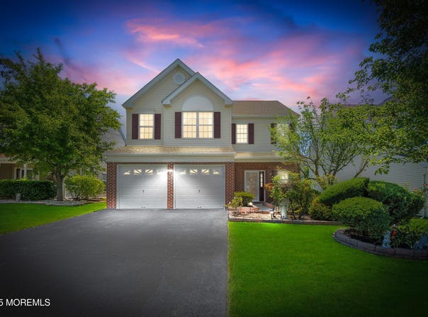 6 Brownstone Road, East Windsor, NJ 08520