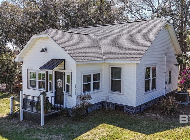 18914 Florida Street, Robertsdale, AL 36567