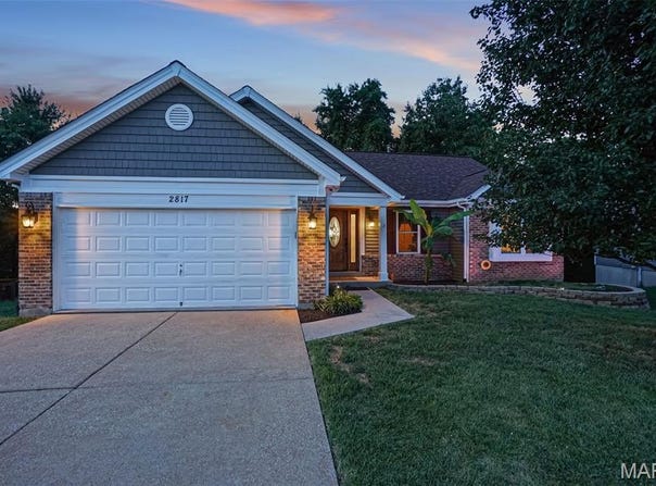 2817 Fox Run Ridge, Arnold, MO 63010