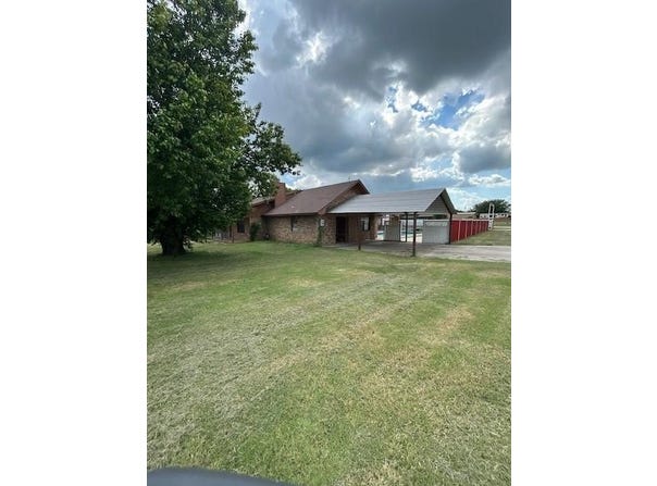 601 Henry Street, Dublin, TX 76446
