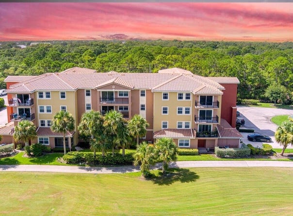 4190 Gator Greens Way, Fort Pierce, FL 34982