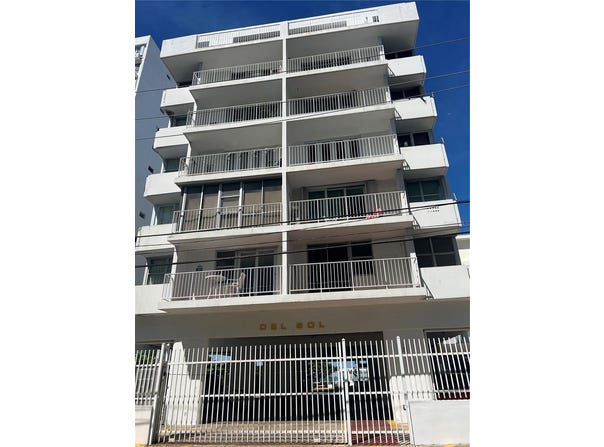 16 AMAPOLA, CAROLINA, 00979
