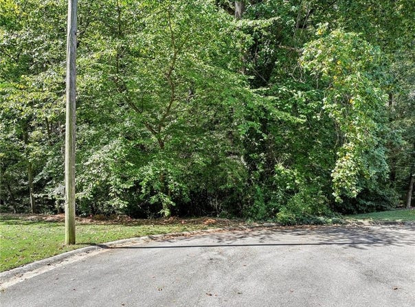 1736 Seneca Court SE, Smyrna, GA 30080