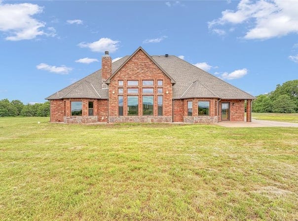 21698 SW Coombs Road, Cache, OK 73527