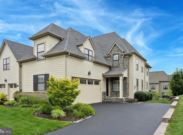 204 PELHAM COURT, FLOURTOWN, PA 19031