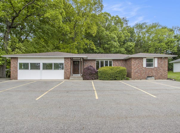 6281 Stadium Drive, Kalamazoo, MI 49009