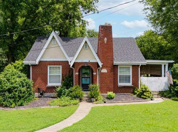 250 Franklin Road, Scottsville, KY 42164